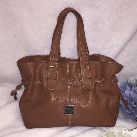 Dooney and Bourke CHIARA Pebble Grain Shoulder Bag - Picture 2 of 8